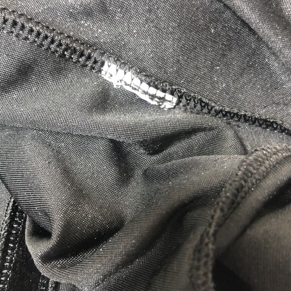 Banana Republic velvet top - Picture 3 of 7